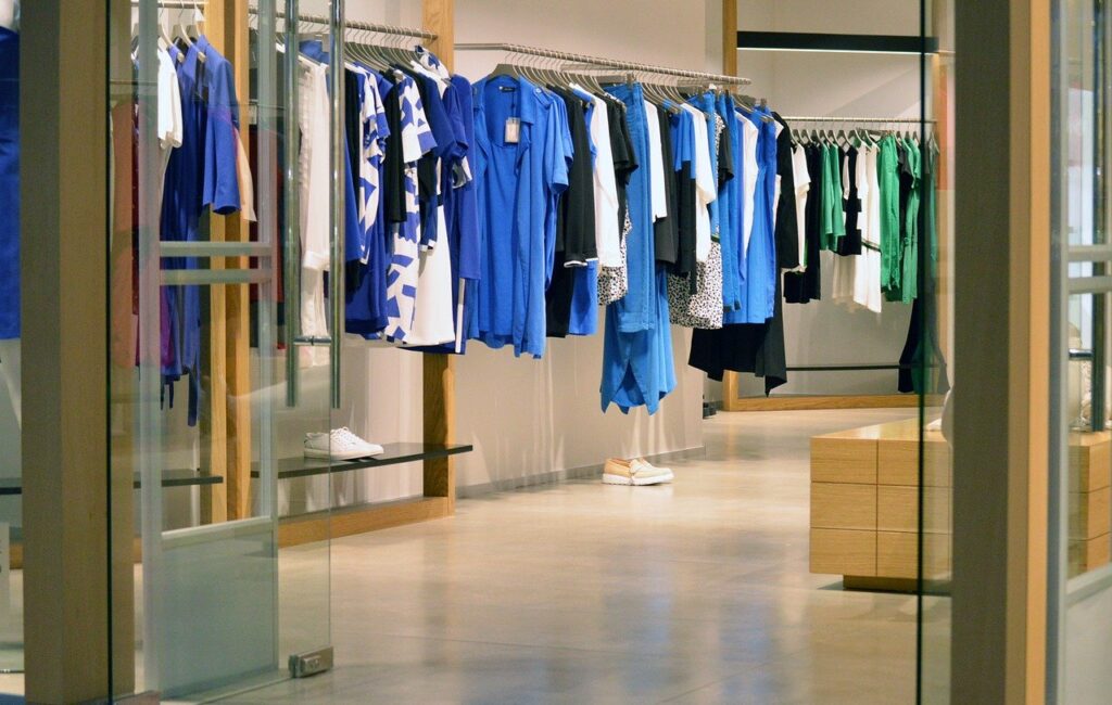 Comment être au courant des dernières tendances mode ?
